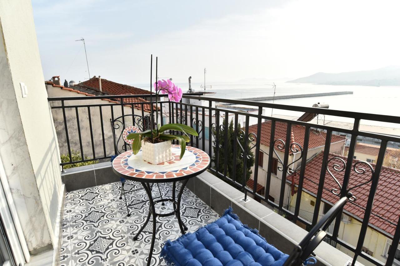 Golden Sea View - Old Town Apartment