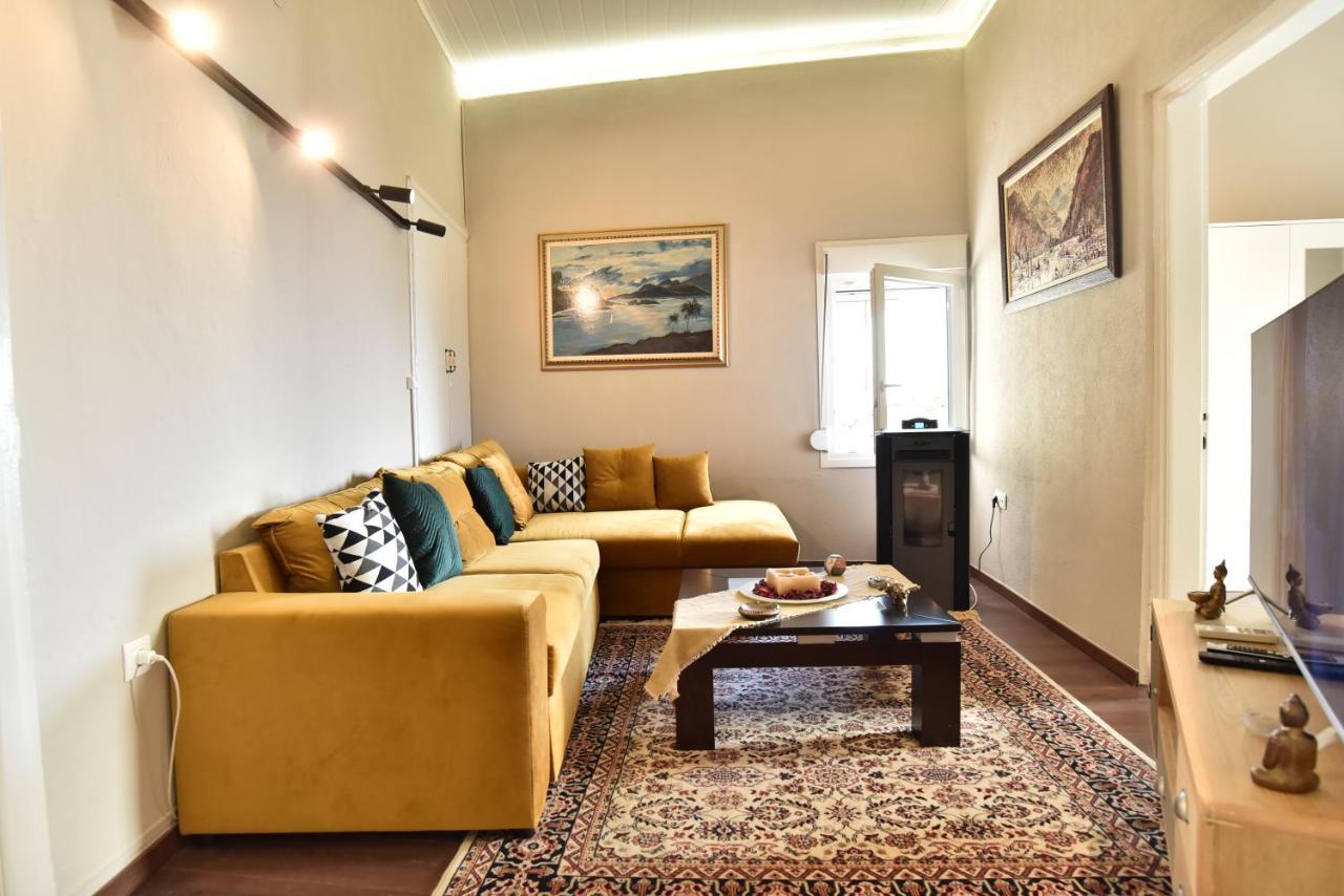 Golden Sea View - Old Town Apartment *