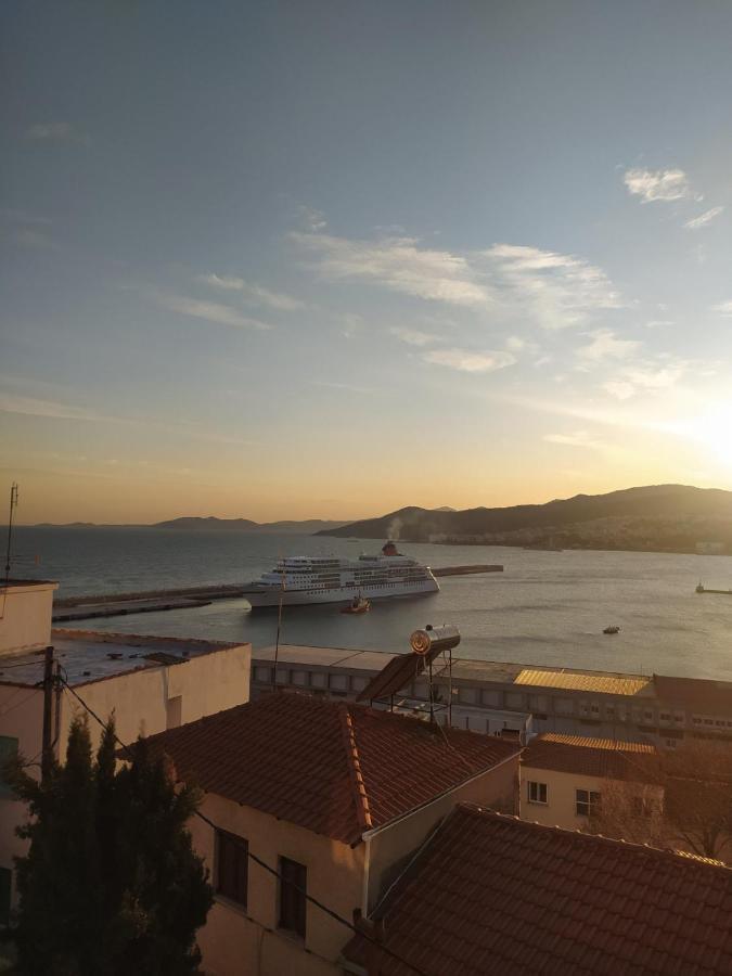 Apartment Golden Sea View - Old Town *